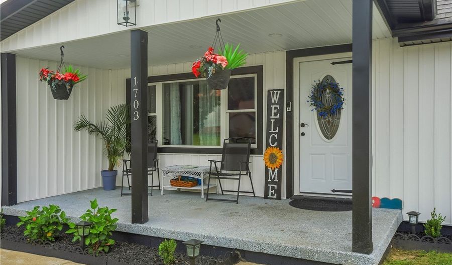 1703 Vanburen St, Aliquippa, PA 15001 - 3 Beds, 3 Bath