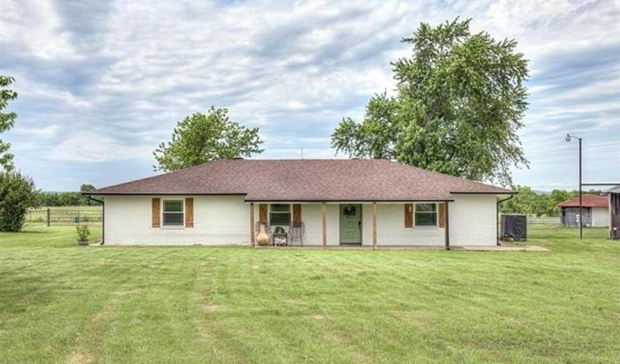 5000 Hwy 16, Beggs, OK 74421 - 3 Beds, 2 Bath