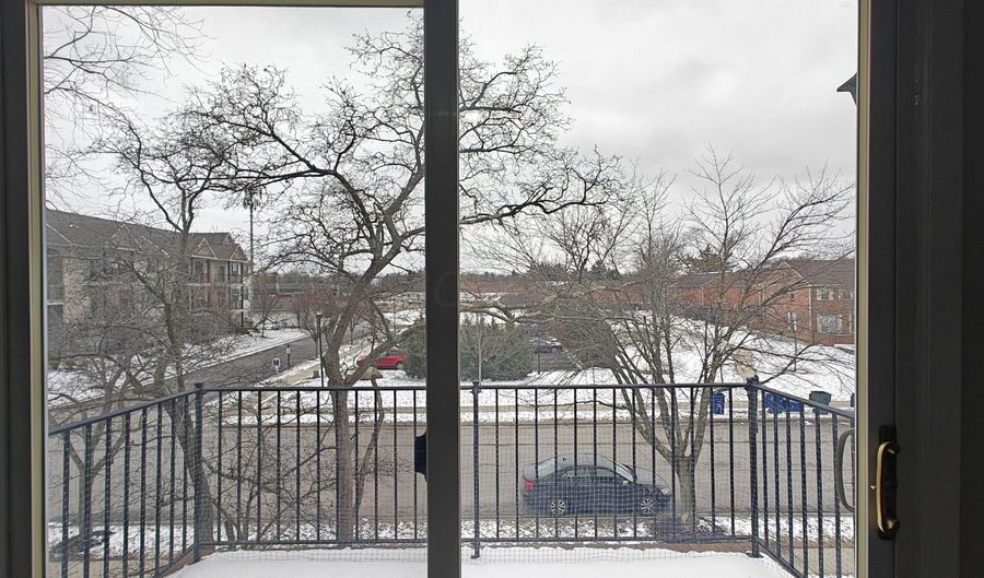 1540 Slade Ave 303, Columbus, OH 43235 - 3 Beds, 2 Bath