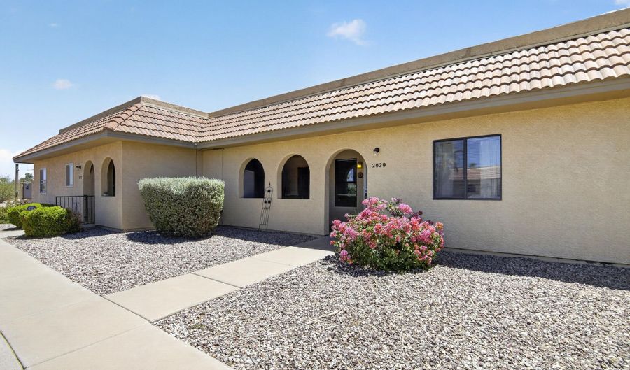 2029 S CLUBHOUSE Dr, Casa Grande, AZ 85194 - 2 Beds, 2 Bath
