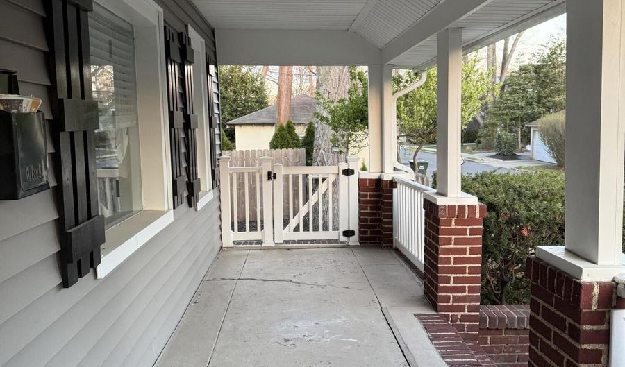 615 Beechwood Ave, West Allenhurst, NJ 07711 - 4 Beds, null Bath