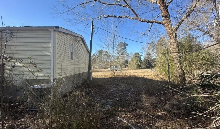 1452 Bishopville Hwy, Camden, SC 29020 - 3 Beds, 2 Bath