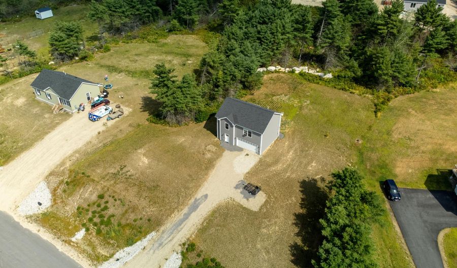 1 Estes Dr, Standish, ME 04085 - 3 Beds, 2 Bath