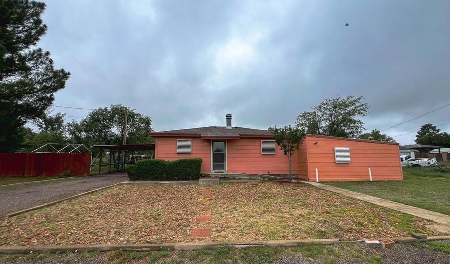 510 E Ave A, Alpine, TX 79830 - 3 Beds, 2 Bath
