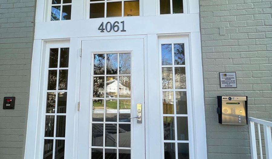 4061 S FOUR MILE RUN Dr 301, Arlington, VA 22204 - 1 Beds, 1 Bath