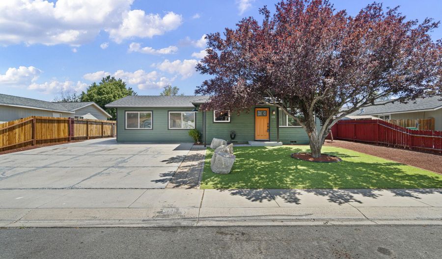 415 Keystone Dr, Dayton, NV 89403 - 3 Beds, 2 Bath