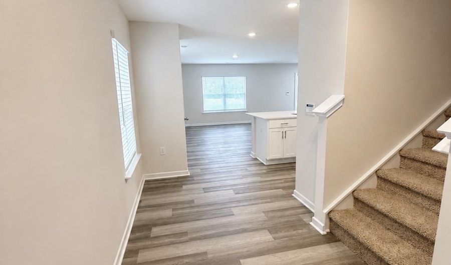 4154 Springshire Ln, Boiling Springs, SC 29316 - 4 Beds, 3 Bath