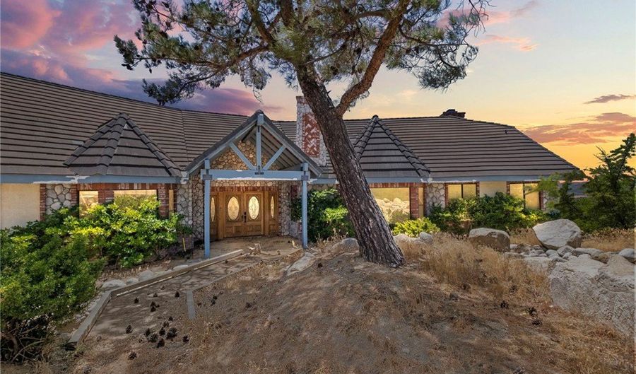 61300 Indian Paint Brush Rd, Anza, CA 92539 - 4 Beds, 3 Bath