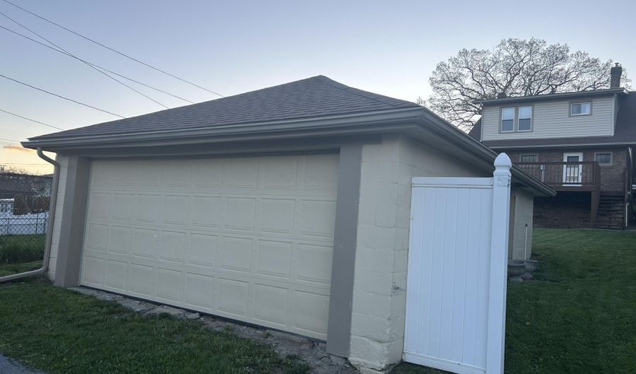 419 21st Ave, Altoona, PA 16601 - 3 Beds, 2 Bath