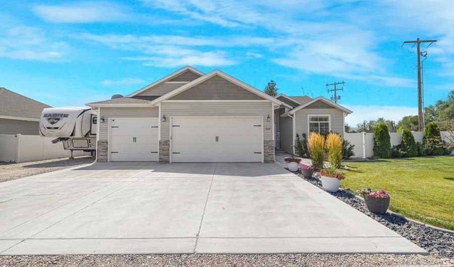 347 W 155 N, Blackfoot, ID 83221 - 5 Beds, 3 Bath