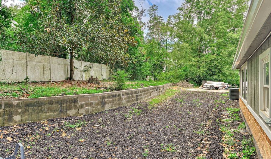 2373 Courtney Cir, Augusta, GA 30906 - 4 Beds, 3 Bath