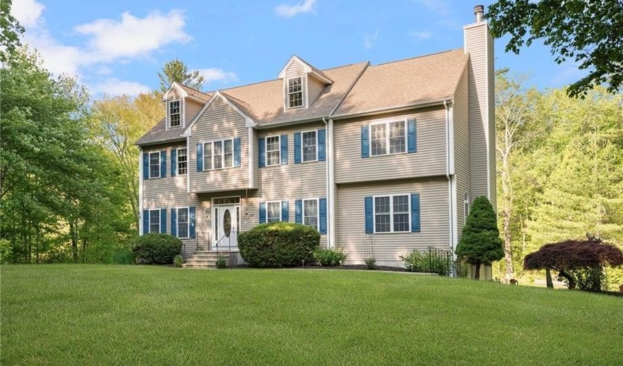 625 Cherry Farm Rd, Burrillville, RI 02830 - 4 Beds, 4 Bath