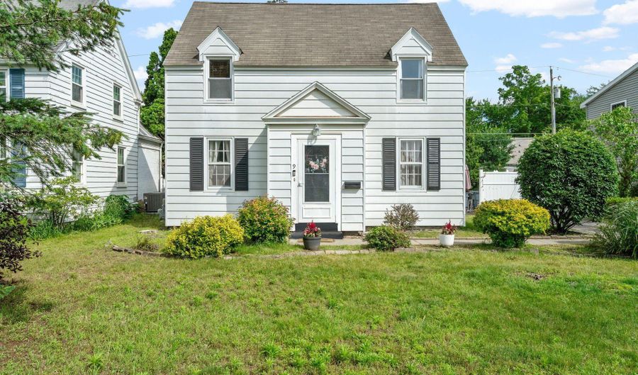 9 Victor St, Albany, NY 12206 - 3 Beds, 1 Bath