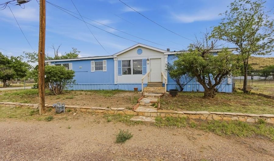 604 E Ave F, Alpine, TX 79830 - 3 Beds, 2 Bath