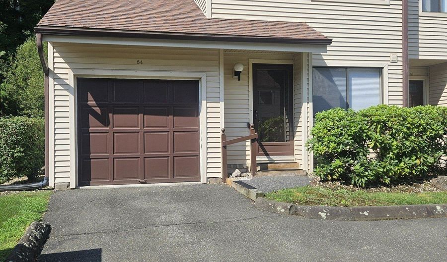 54 Deer Run 54, Bethel, CT 06801 - 2 Beds, 2 Bath