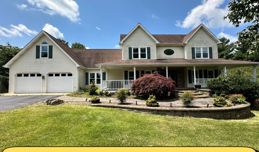19328 Stirrup Dr, Abingdon, VA 24211 - 4 Beds, 3 Bath