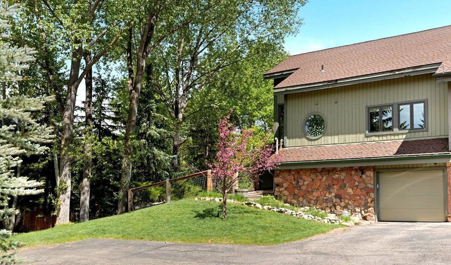 26 Lark Ct B, Avon, CO 81620 - 4 Beds, 4 Bath