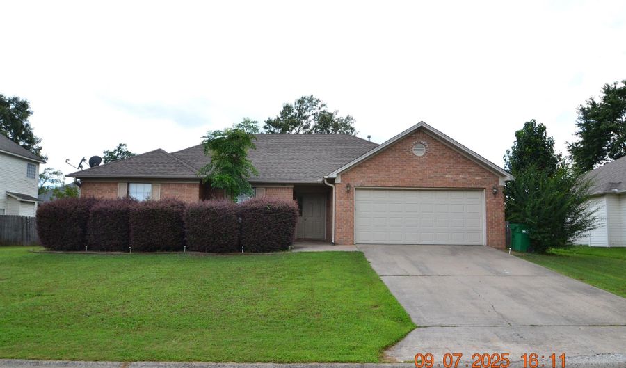 3105 Maggie Dr, Benton, AR 72015 - 3 Beds, 2 Bath