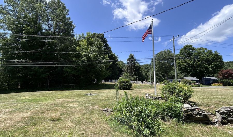 60 Case Rd, Burlington, CT 06013 - 3 Beds, 2 Bath