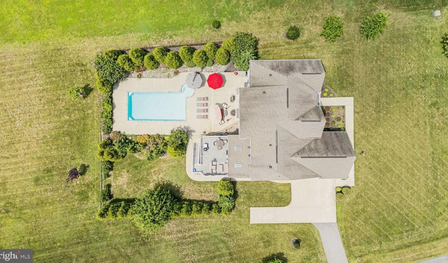 12806 CONTEE MANOR Rd, Bowie, MD 20721 - 5 Beds, 6 Bath