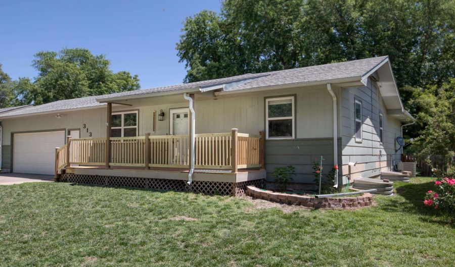 313 S. Empire St, Galva, KS 67443 - 4 Beds, 3 Bath