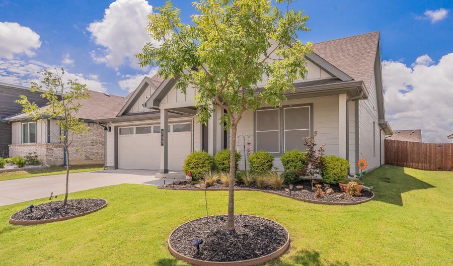 713 Breckenridge Park Dr, Alvarado, TX 76009 - 4 Beds, 2 Bath