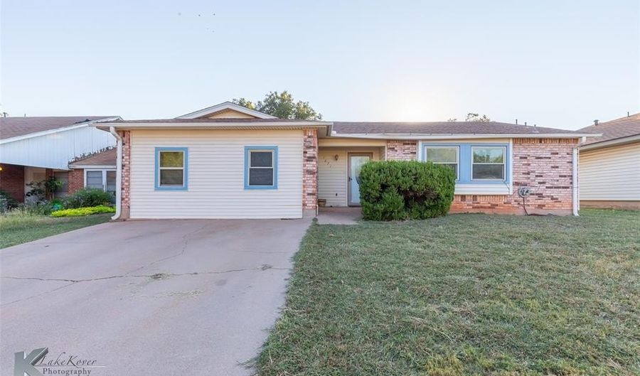 1671 Covey Ln, Abilene, TX 79605 - 4 Beds, 2 Bath