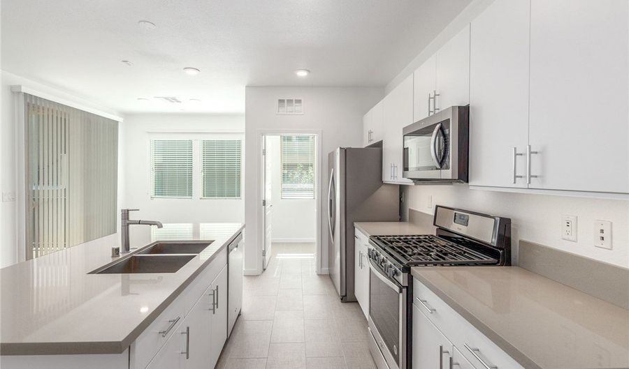 11257 Rainbow Peak Ave 208, Las Vegas, NV 89135 - 1 Beds, 1 Bath