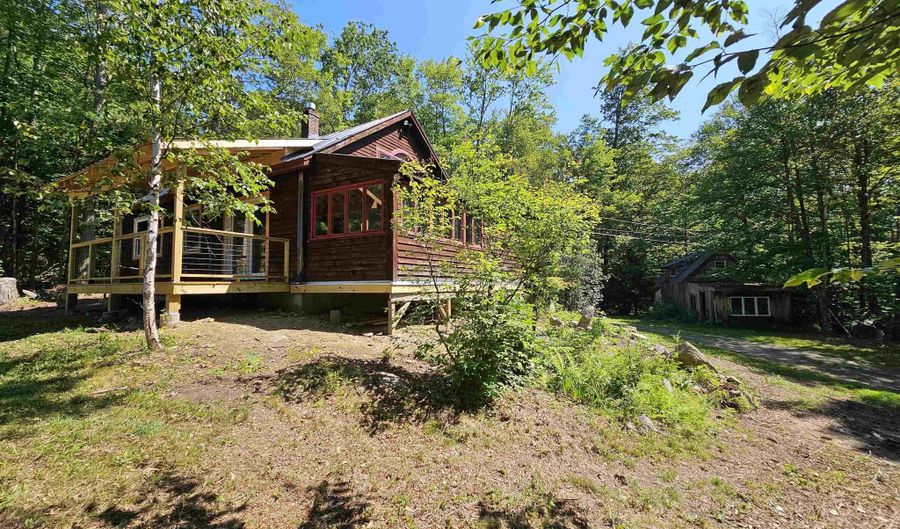 154 Reed Rd, Athens, VT 05143 - 2 Beds, 1 Bath
