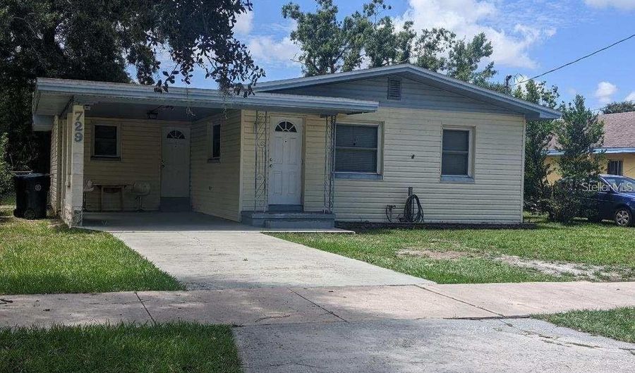 729 VIRGINIA Ave, Auburndale, FL 33823 - 2 Beds, 1 Bath