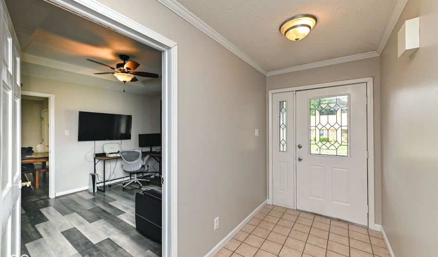 1311 Custer Ct, Indianapolis, IN 46217 - 3 Beds, 2 Bath
