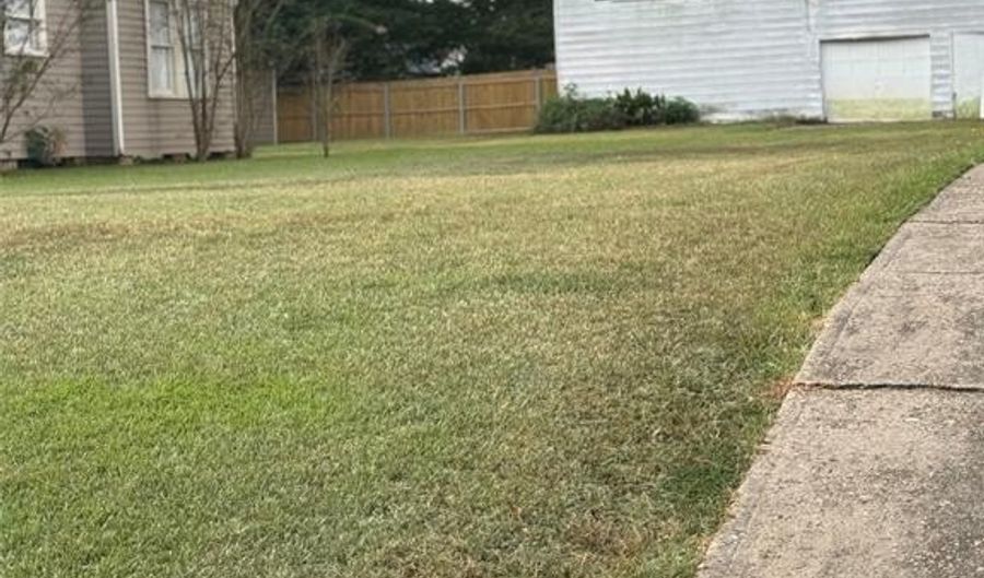131 Merrick St, Shreveport, LA 71104 - 2 Beds, 1 Bath