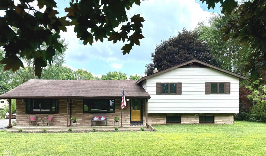 423 W Thompson Rd, Indianapolis, IN 46217 - 5 Beds, 3 Bath
