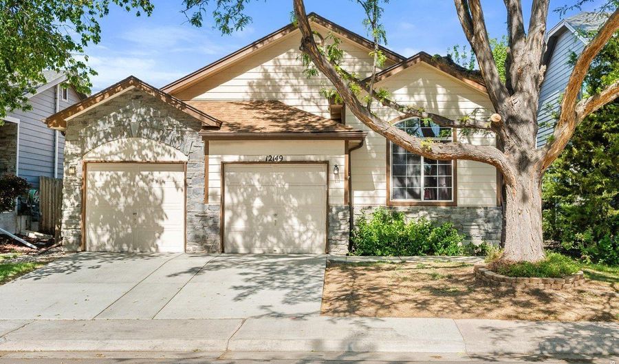 12149 Sunflower St, Broomfield, CO 80020 - 4 Beds, 3 Bath
