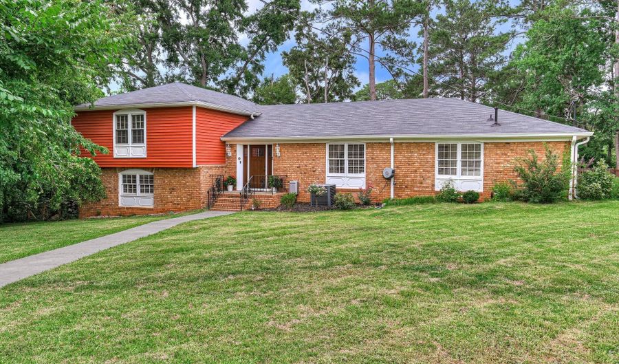 2705 Northwood Ct, Augusta, GA 30909 - 4 Beds, 3 Bath