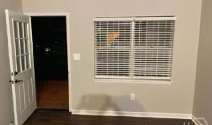 2165 S Milledge Ave C-6, Athens, GA 30605 - 2 Beds, 2 Bath