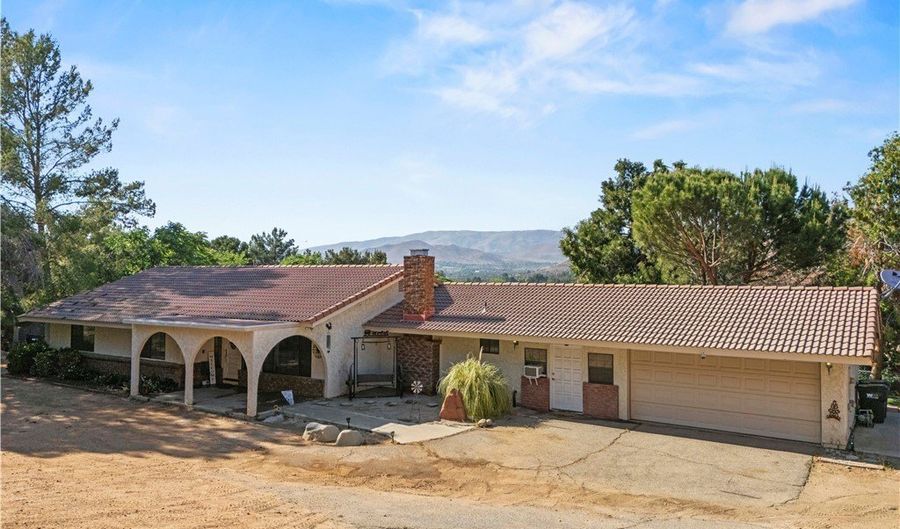 31681 Indian Oak Rd, Acton, CA 93510 - 4 Beds, 3 Bath