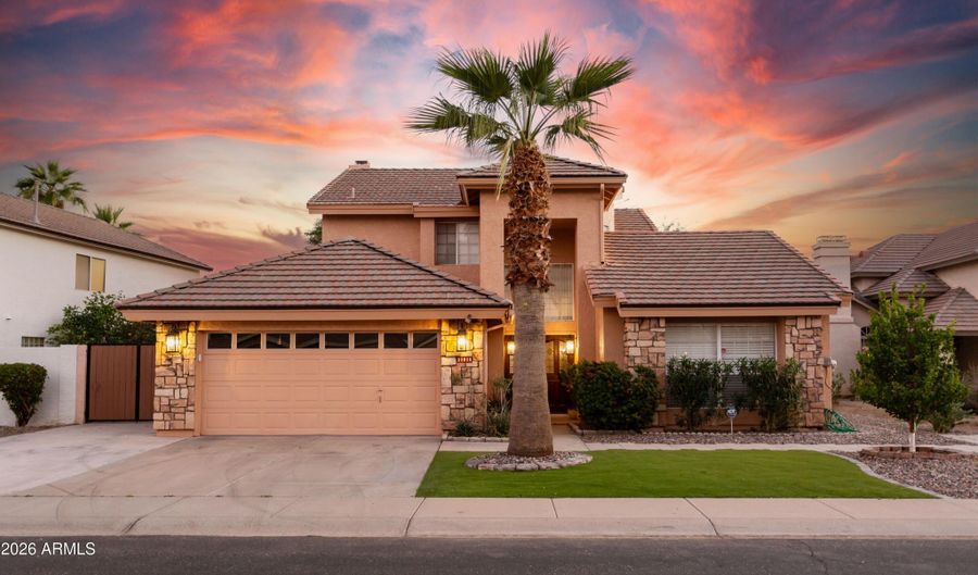 11015 W Laurelwood Ln, Avondale, AZ 85392 - 3 Beds, 3 Bath