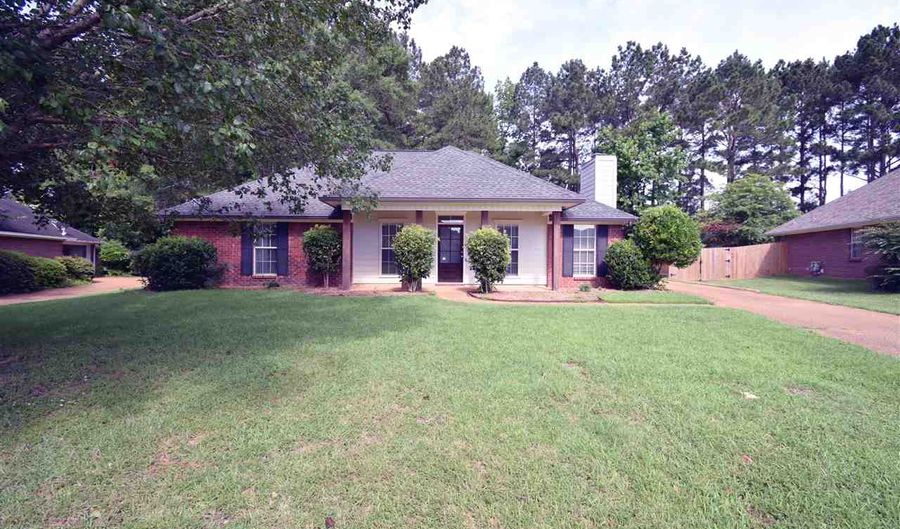 116 RAINTREE Rd, Madison, MS 39110 - 3 Beds, 2 Bath