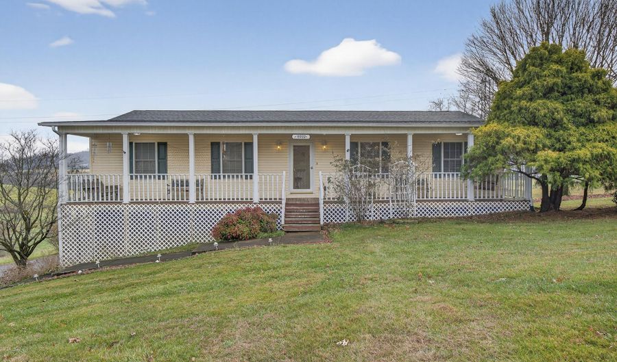 15002 Peaceful Valley Rd, Abingdon, VA 24210 - 3 Beds, 2 Bath