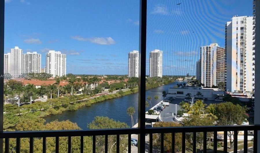 3475 N Country Club Dr 817, Aventura, FL 33180 - 1 Beds, 2 Bath