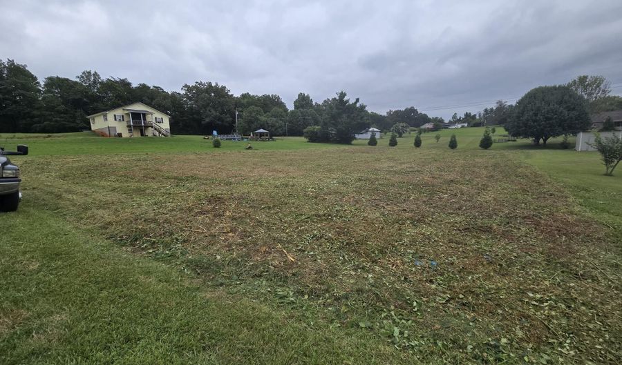 COUNTRY CLUB HEIGHTS S lot 26, Albany, KY 42602 - 0 Beds, 0 Bath