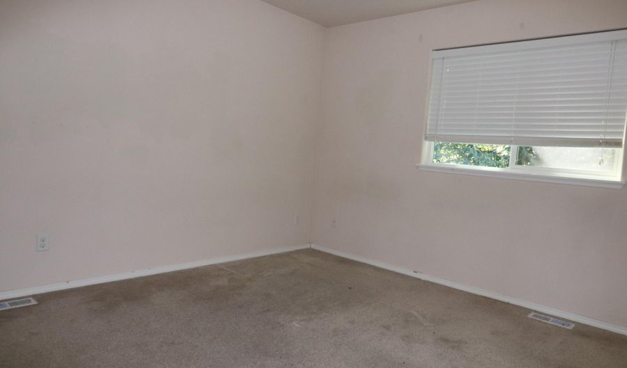 7354 Holly Lynn Pl, Anchorage, AK 99507 - 3 Beds, 3 Bath