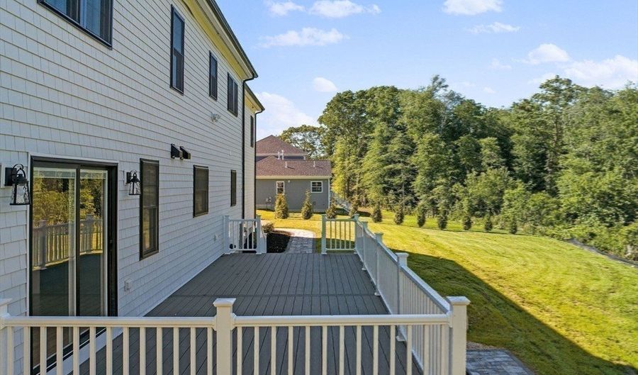Morses Ln. lot 67B, Acushnet, MA 02743 - 4 Beds, 3 Bath