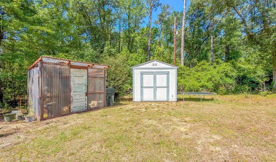 2113 Backlake Cir, Bainbridge, GA 39819 - 3 Beds, 2 Bath