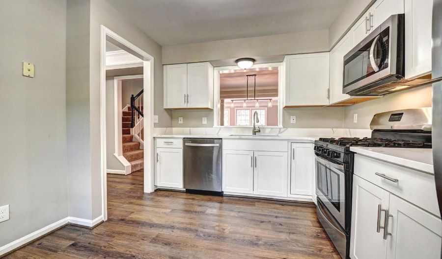 43485 PLANTATION Ter, Ashburn, VA 20147 - 3 Beds, 4 Bath