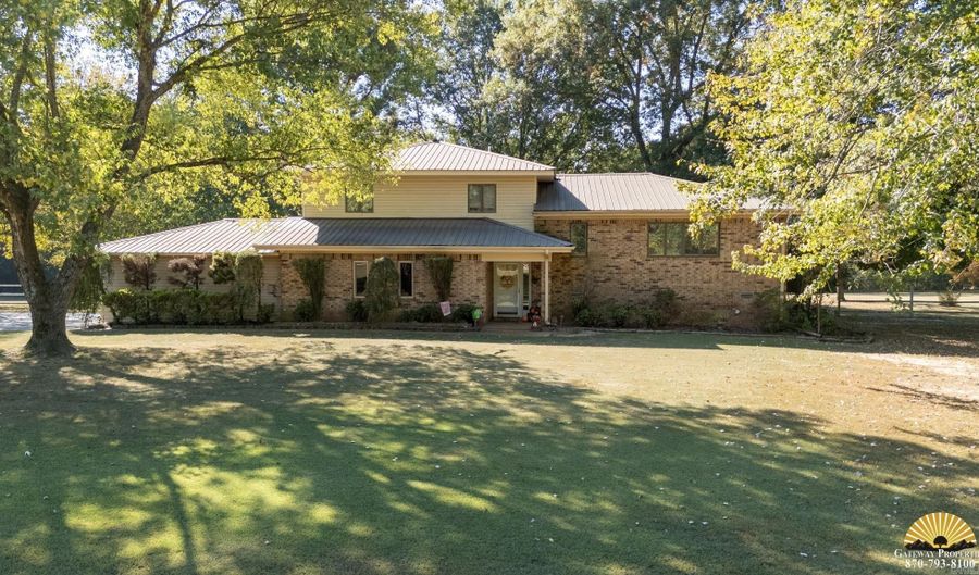 50 Whippoorwill Ln, Batesville, AR 72501 - 4 Beds, 3 Bath