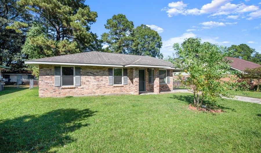 7173 Jupiter Dr, Baker, LA 70714 - 3 Beds, 2 Bath