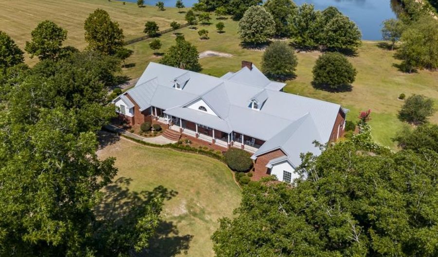 1420 BENNETT STILL Hwy, Alma, GA 31510 - 3 Beds, 14 Bath