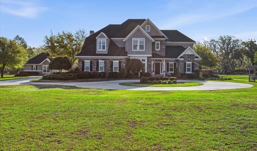 10401 NW 153RD Ter, Alachua, FL 32615 - 6 Beds, 6 Bath